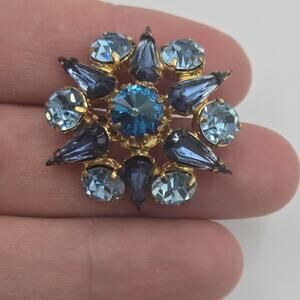 Vintage Austria Blue Tones Rhinestone Rivoli Flower Brooch Domed Star Round